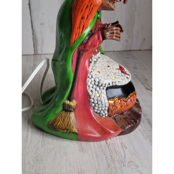 Vintage witch cauldron devil potion ceramic Halloween home cauldron - Picture 7 of 9